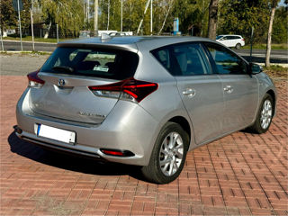 Toyota Auris foto 7