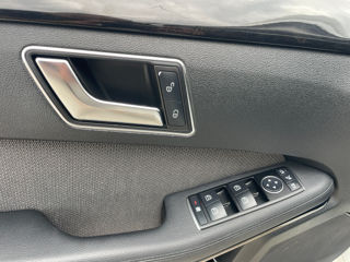 Mercedes E-Class фото 17