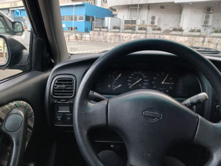 Nissan Primera foto 3