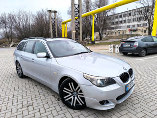 BMW 5 Series foto 7