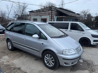 Volkswagen Sharan foto 2