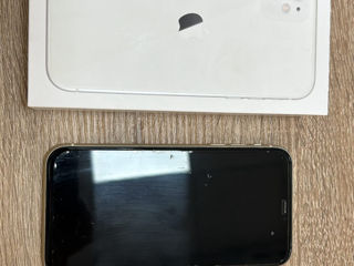 Продам IPhone 11