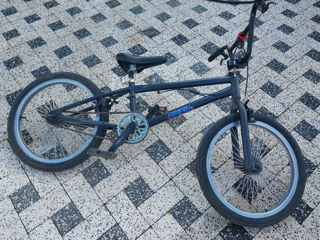 Vând bmx crosswawe