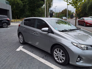 Toyota Auris foto 2