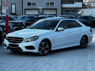 Mercedes E-Class foto 0