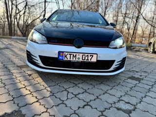 Volkswagen Golf foto 4