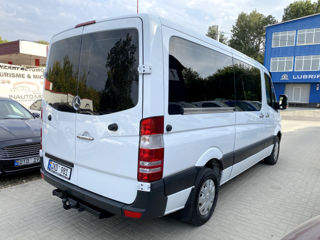 Mercedes Sprinter 9 locuri foto 3