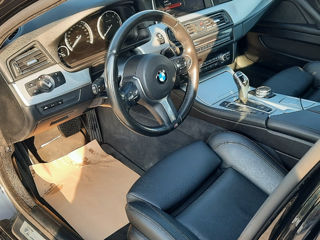 BMW 5 Series foto 9