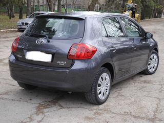 Toyota Auris foto 6