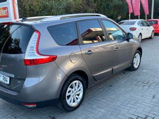 Renault Grand Scenic foto 3