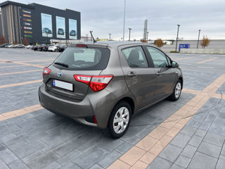 Toyota Yaris foto 6