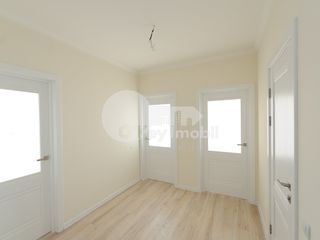 Bloc nou dat în exploatare ! Reparație euro, 2 camere, încălzire autonomă, Ciorescu, 43900 € ! foto 5