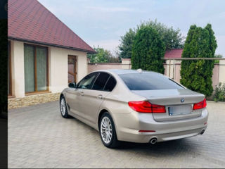 BMW 5 Series foto 2