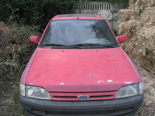 Ford Escort foto 1