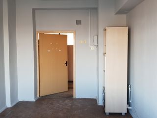 Oficii in Centru, de la 20m2  - 1500m2, strada Vlaicu Parcalab intersectie Stefan cel Mare foto 4