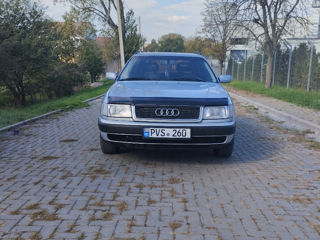 Audi 100