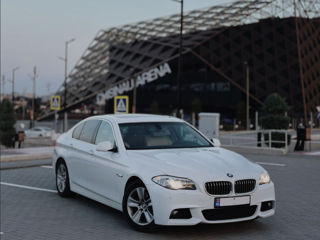 BMW 5 Series foto 1