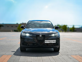 Alfa Romeo Stelvio foto 3