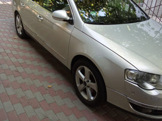 Volkswagen Passat foto 3