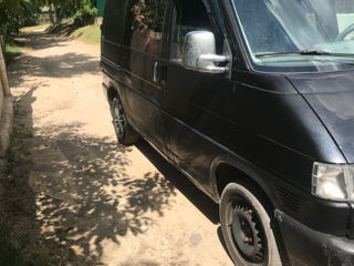 Volkswagen Transporter foto 2