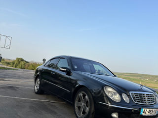 Mercedes E-Class foto 4