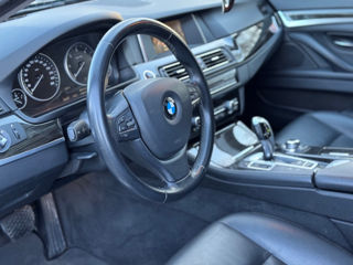 BMW 5 Series foto 8