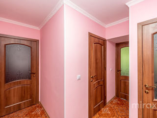 Apartament cu 2 camere, 56 m², Botanica, Chișinău foto 9