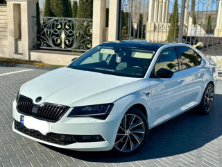 Skoda Superb foto 4