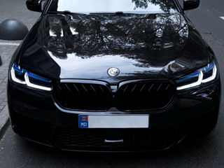 BMW 5 Series foto 2