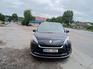 Renault Grand Scenic foto 10