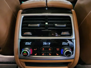 BMW 7 Series foto 17