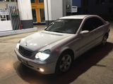 Mercedes C Class foto 2