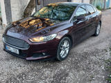 Ford Fusion foto 3