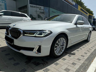 BMW 5 Series foto 3