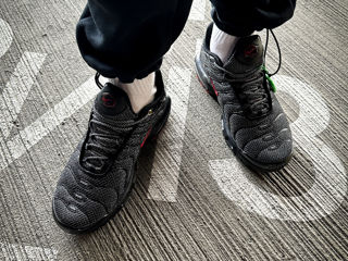 Nike air Max Tn Plus Black/Red Reflective Silver foto 4