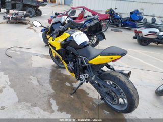 Suzuki GSX800 F foto 7