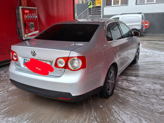 Volkswagen Jetta foto 5