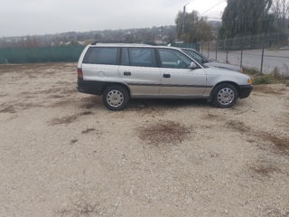 Opel Astra foto 3