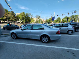 Mercedes E-Class foto 3