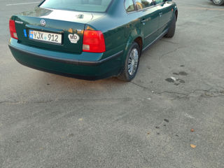 Volkswagen Passat foto 4