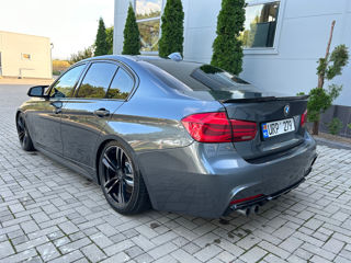 BMW 3 Series foto 4