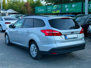 Ford Focus foto 6