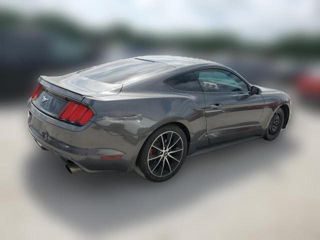 Ford Mustang foto 4