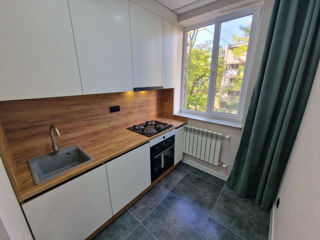 Apartament cu 1 cameră, 30 m², Botanica, Chișinău foto 1