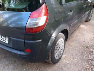 Renault Scenic foto 2