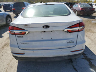 Ford Fusion foto 5