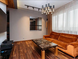 Apartament cu 2 camere, 170 m², Centru, Chișinău foto 1