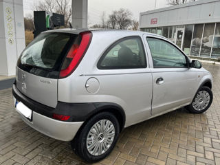 Opel Corsa foto 5