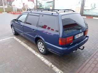 Volkswagen Passat foto 3