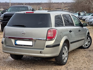 Opel Astra foto 4